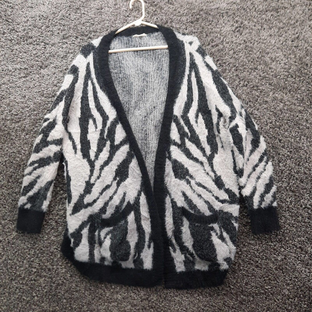 Easel Open‎ Cardigan Sweater Women Medium Black Zebra Shaggy Slouchy Outerwear